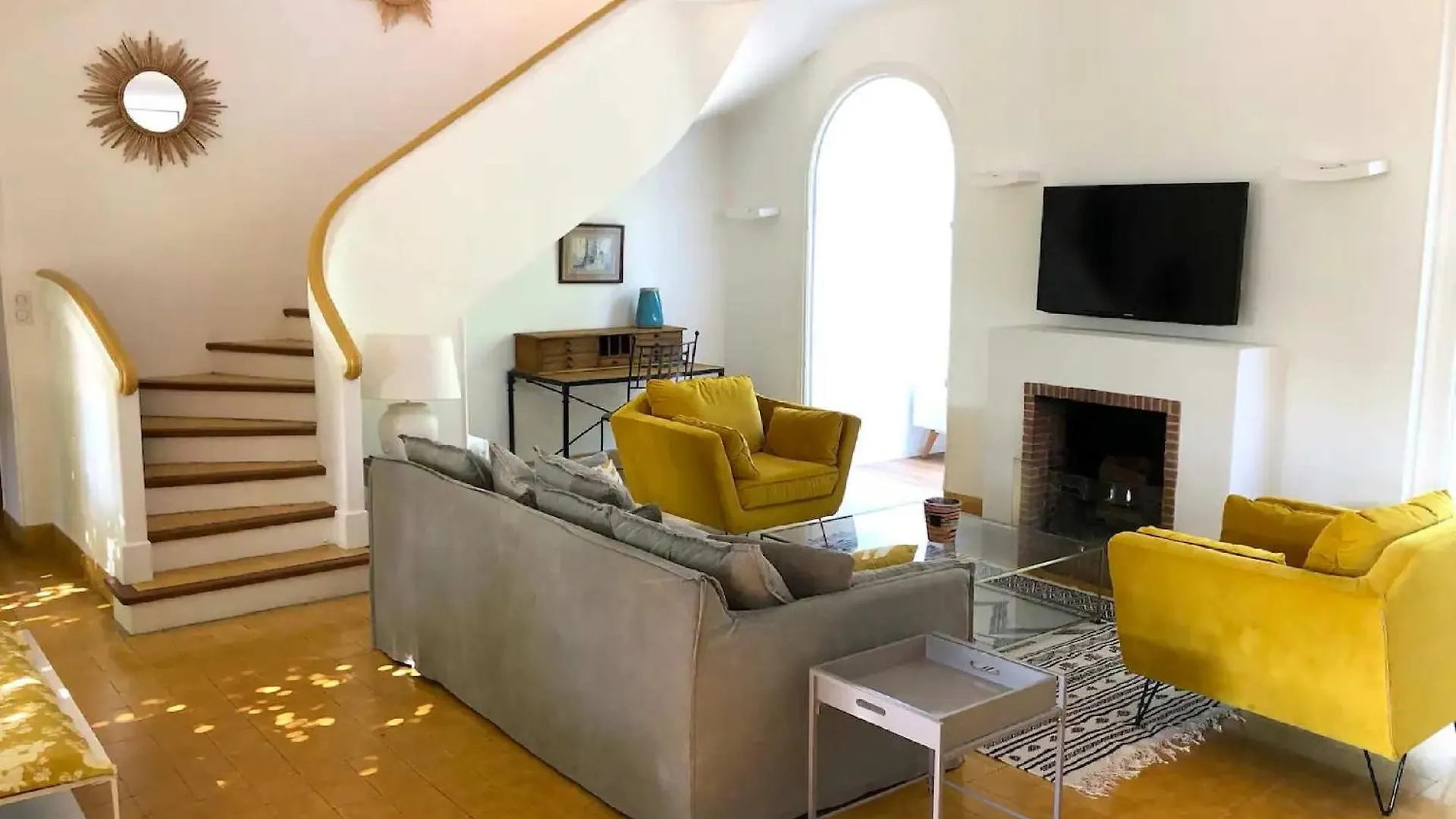 Lovely Fully Renovated Provencal Villa Grasse Apartment